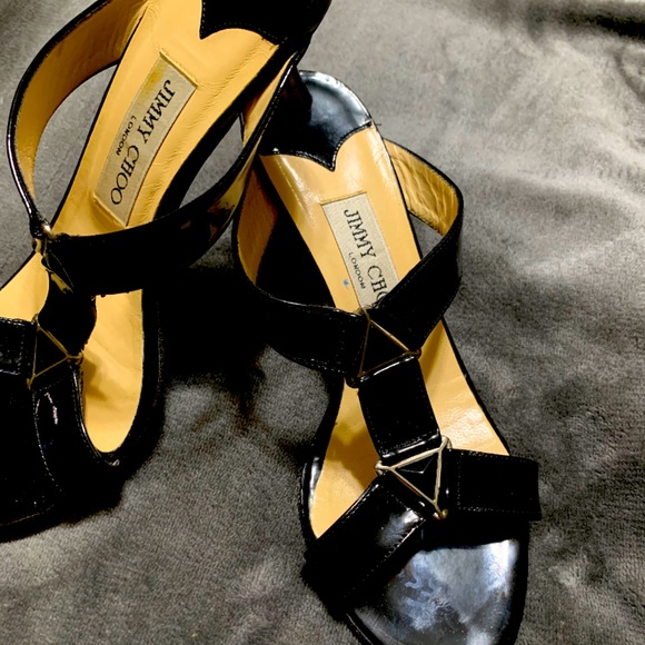 Shoes - Picture 1 of 3